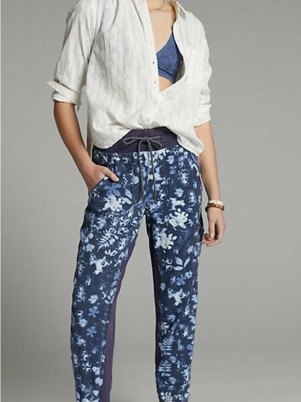 Anthropologie 🩵 Floral Tie-Waist Joggers